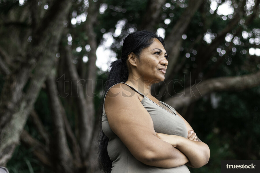 Māori Woman Working Out