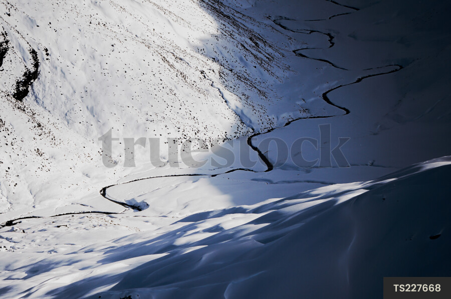 Aerial view of snow on mountain range in Mount Aspiring National Park
