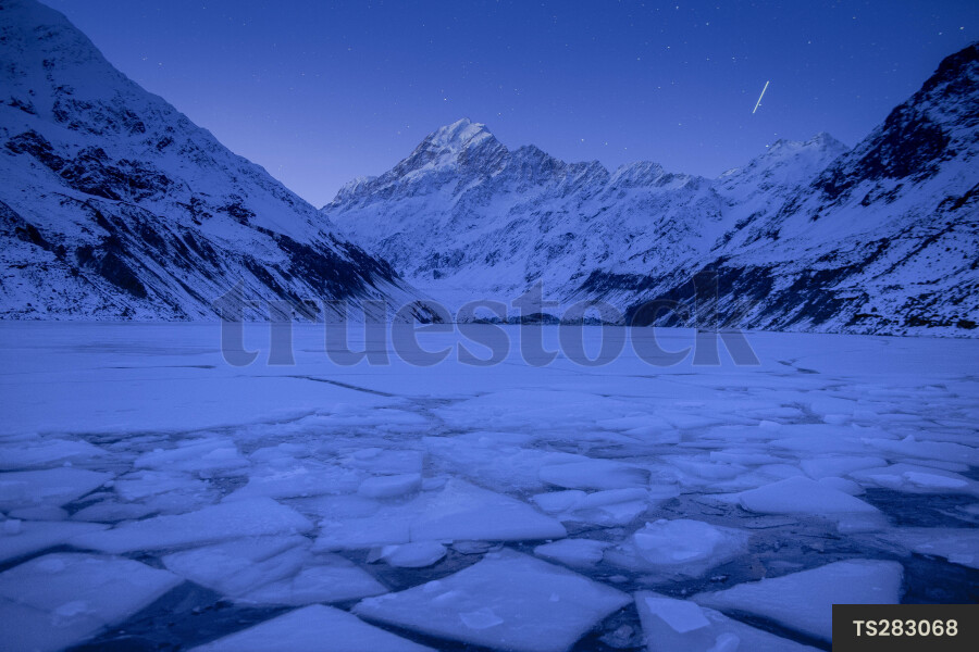 Aoraki/ Mount Cook National Park