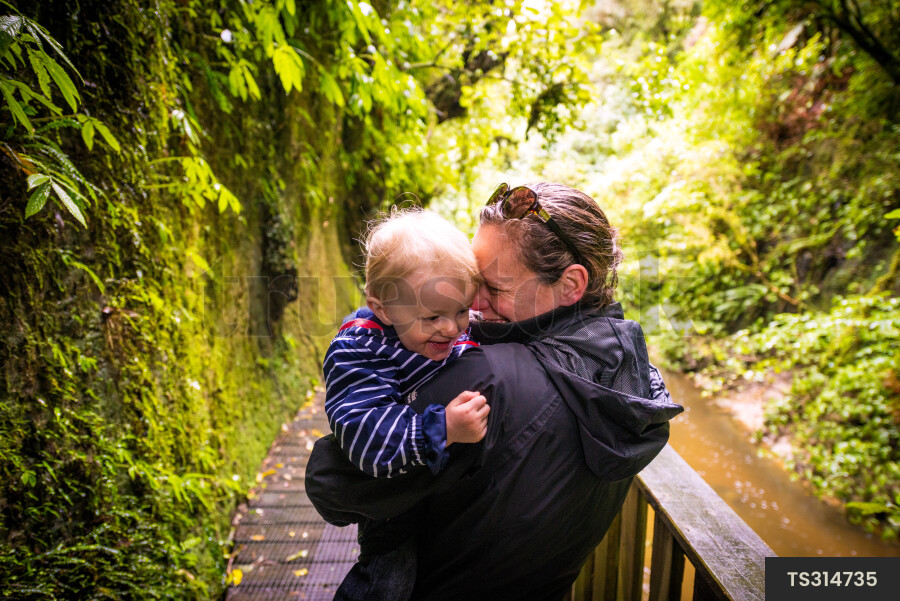 Bushwalk Hugs