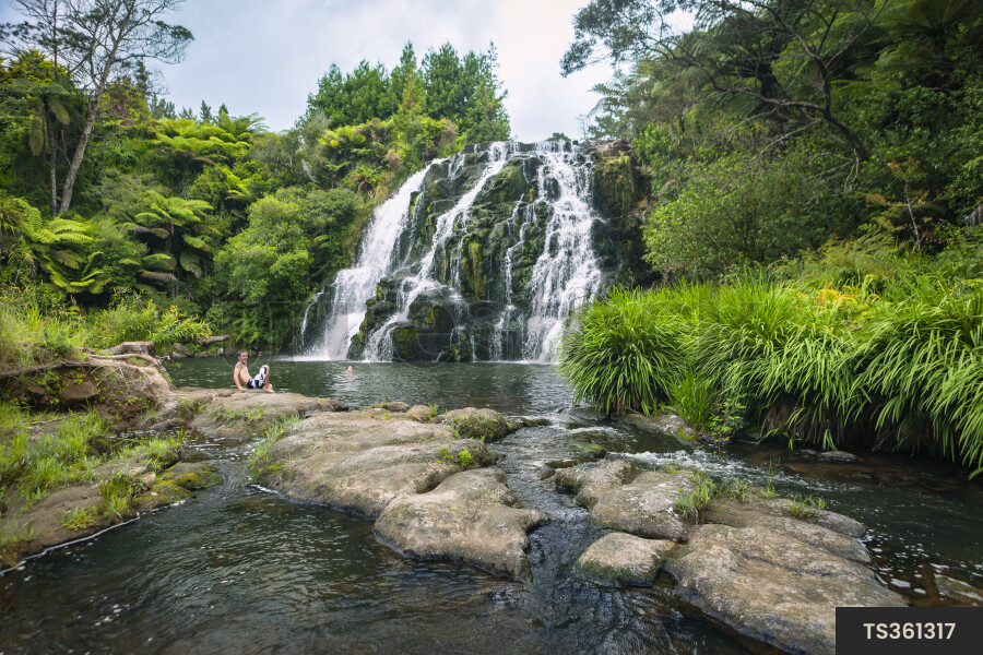 Owharoa Falls in Karangahake Gorge