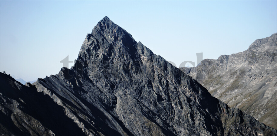 Peak of Mount Aspiring