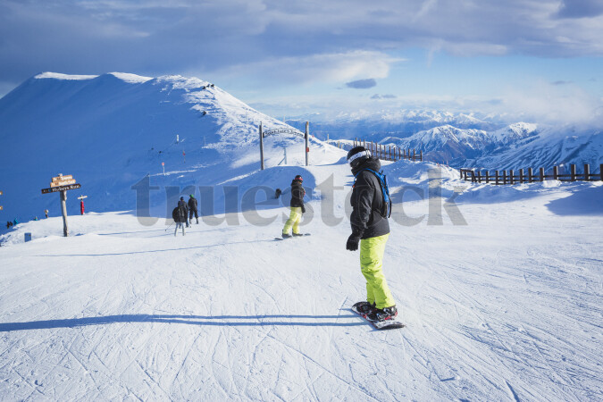 People snowboarding on Mount Hutt