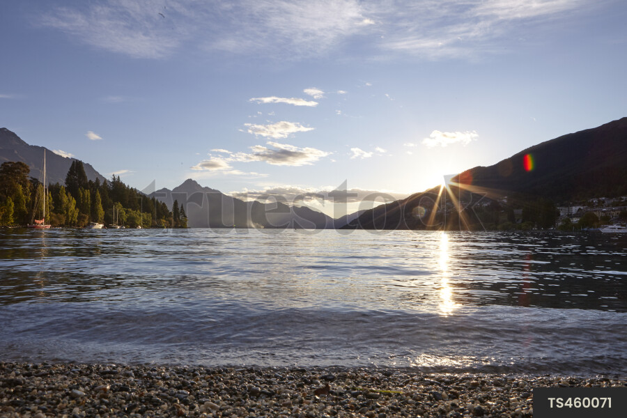 Lake Wakatipu at sunset in Queenstown