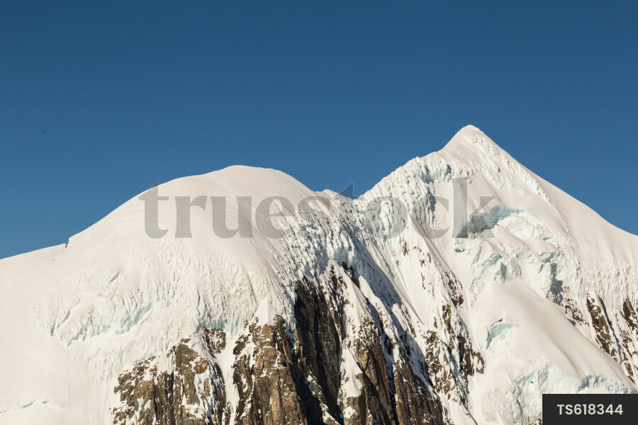 Peak of Aoraki Mount Cook