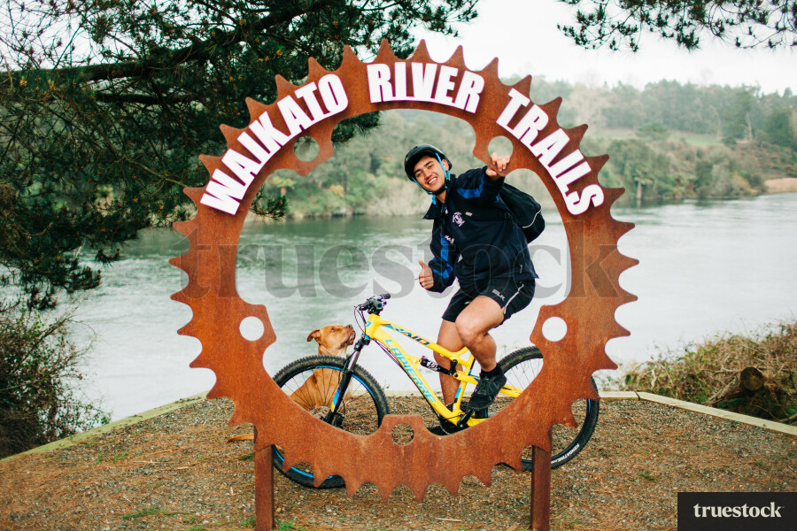 Waikato river trail mountain biking