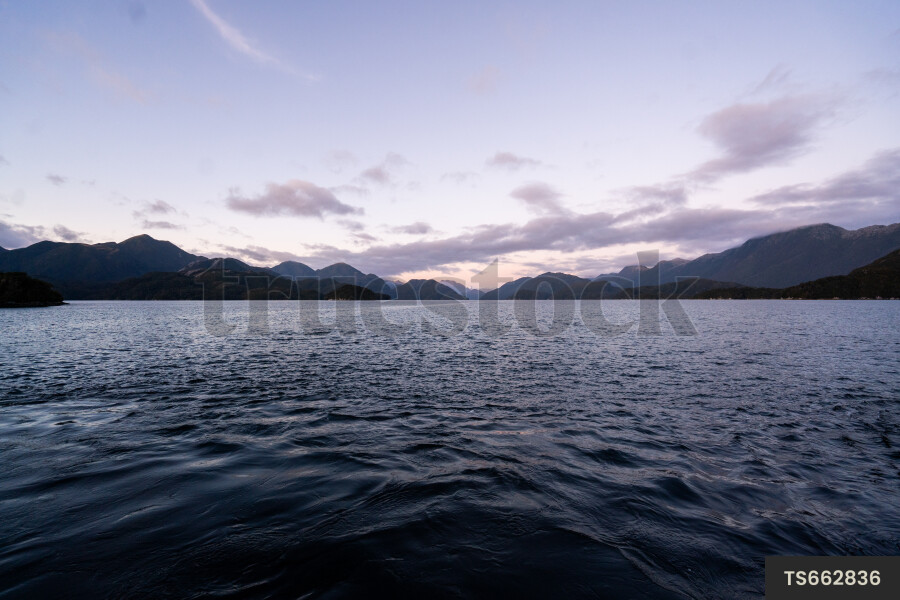 Coast and mountains at Fiordland National Park
