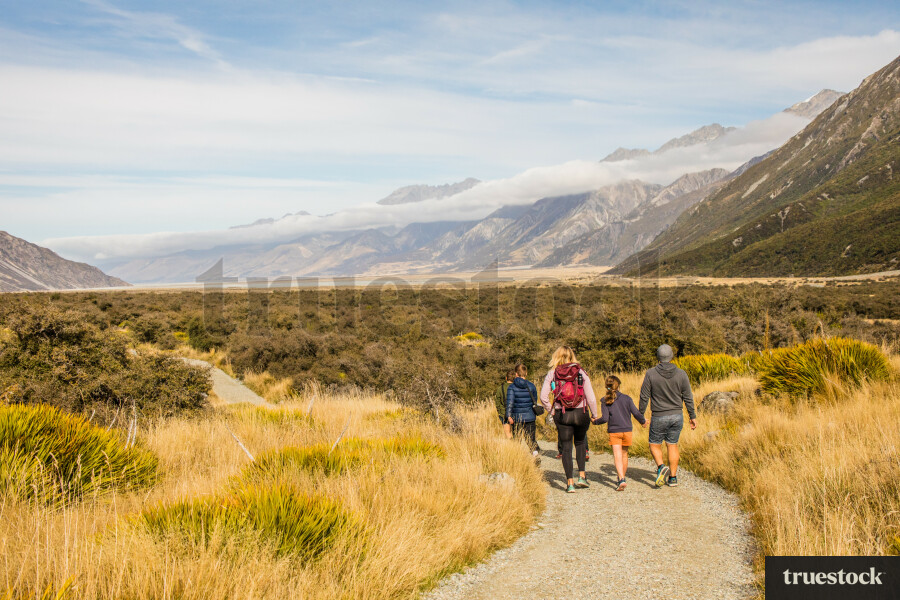 Whānau Hiking in Aoraki Mt Cook