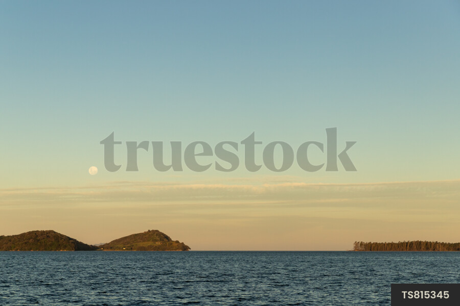 Sea at sunset, Bowentown Heads