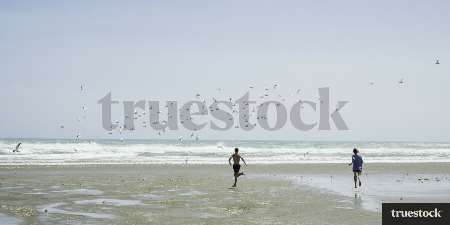 Running on Ninety Mile Beach