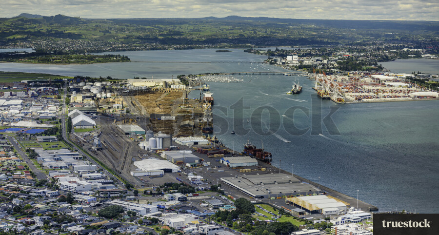 Tauranga Port and City