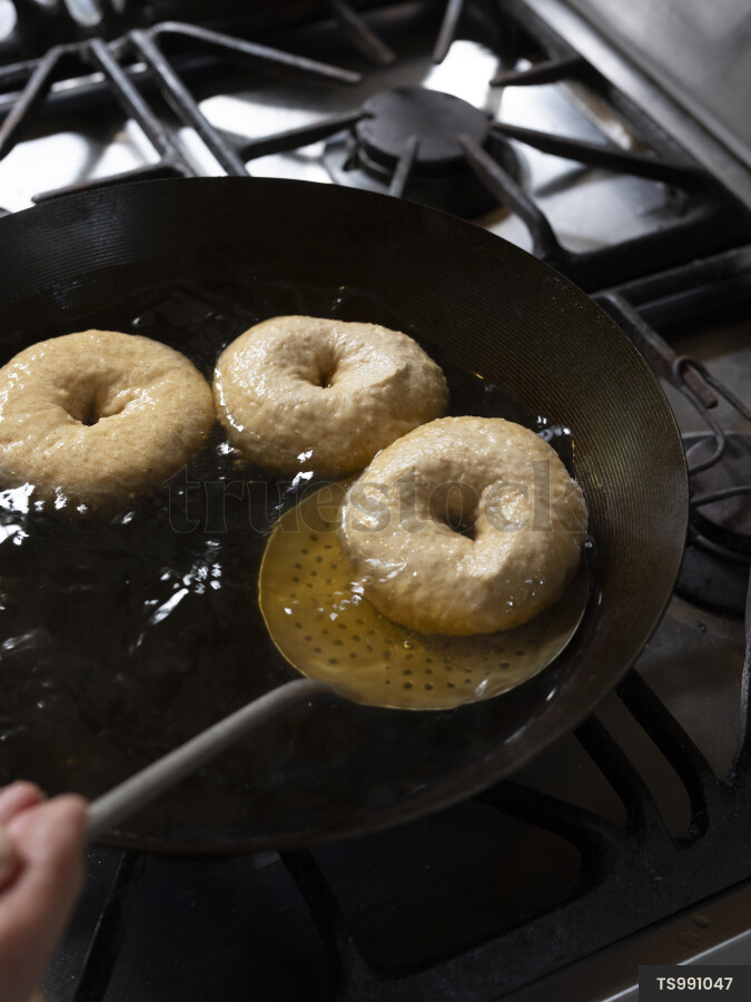 Cooking Bagels